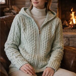 Vintage Aran Crafts Ireland Merino Wool Hooded Cable Knit Zip Cardigan XS